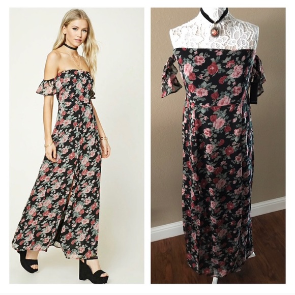 Forever 21 Dresses & Skirts - Off the shoulder maxi dress